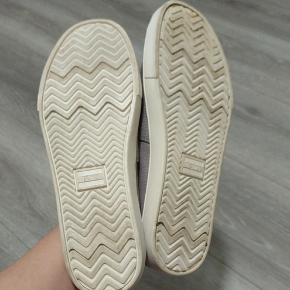 TOMS Gray Canvas Slip-On Shoes - Picture 7 of 9